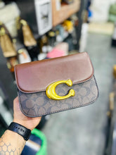 Luxury HandBag in Four colour options