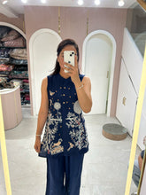 Sleeveless Embroidered Kurta Set